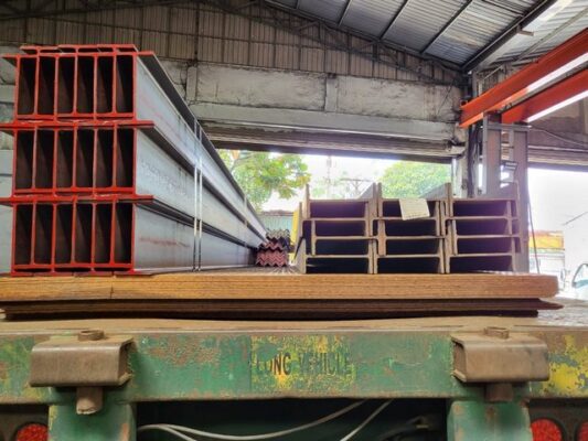 Thép hình I 588 x 300 x 12 x 20 x 12m Thép hình I582